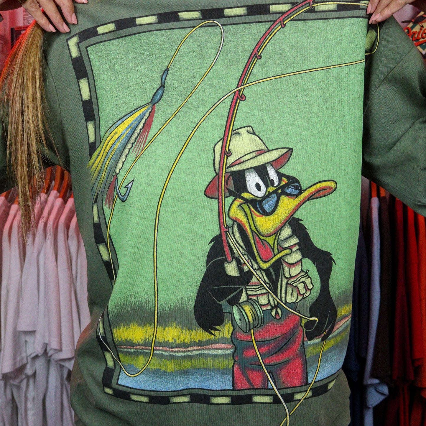 1995 Looney Tunes Daffy Duck LS-Tee (M)