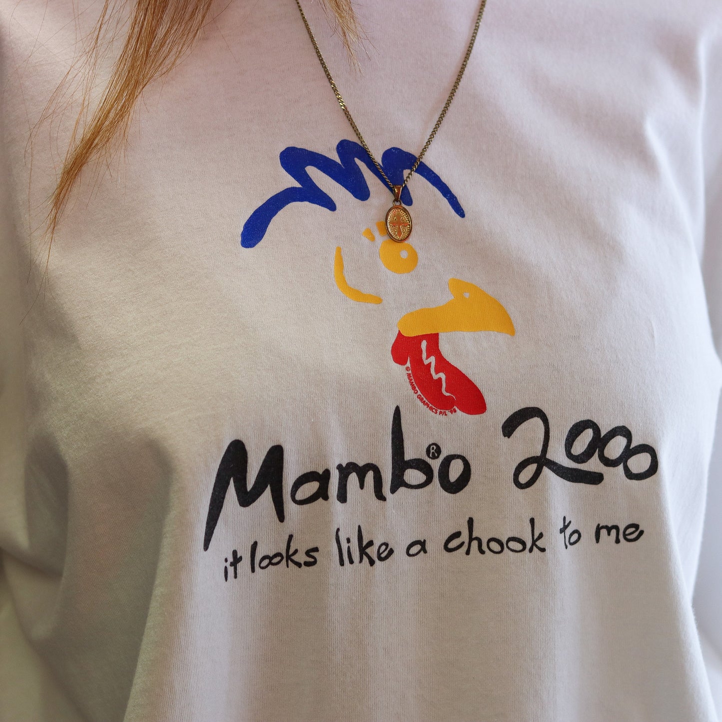 1998 Mambo 2000 Looks Like A Chook To Me T-Shirt (XL)