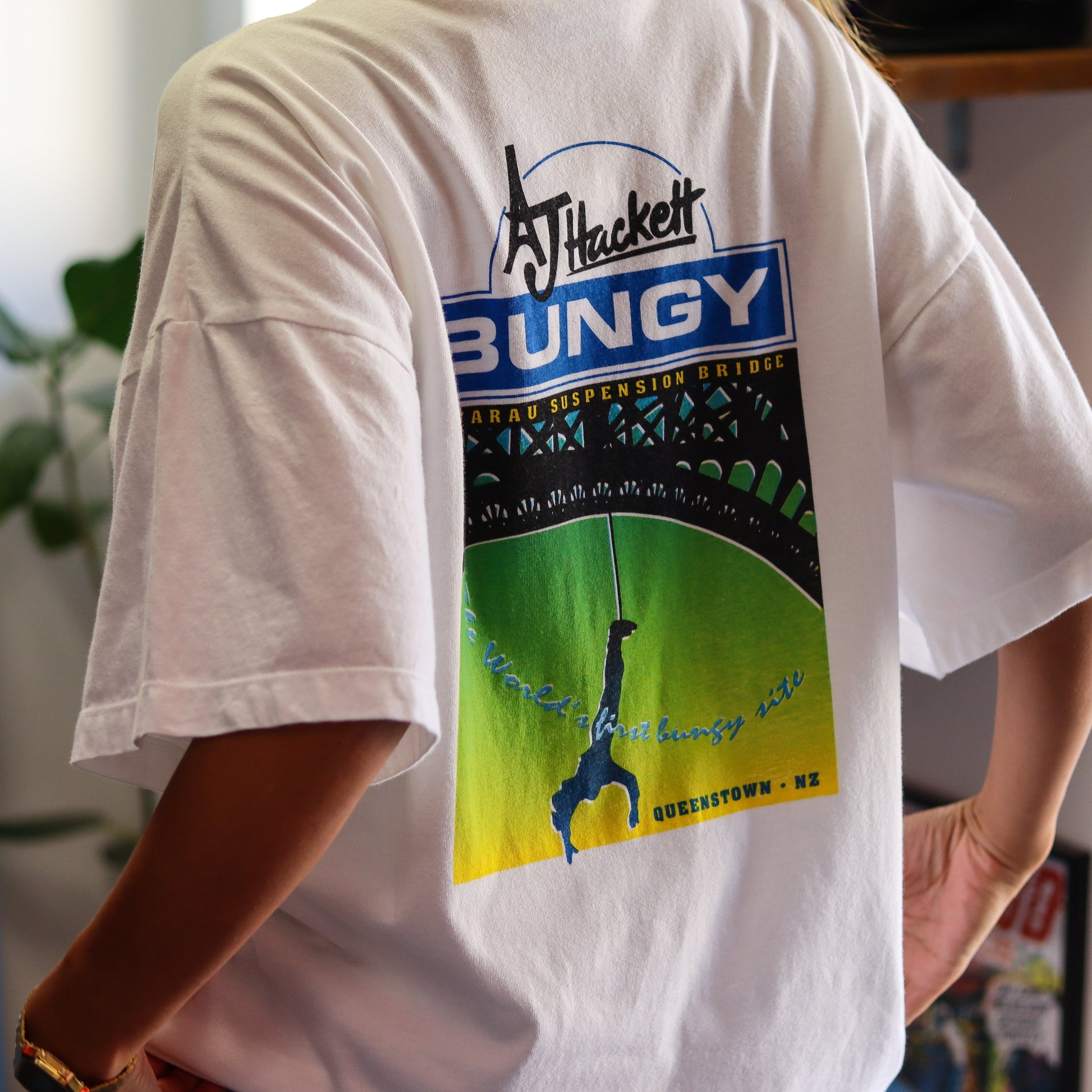 AJ Hackett Bungy NZ T-Shirt (XL)