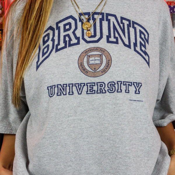 Brune University Spellout Graphic T-Shirt (XXL)
