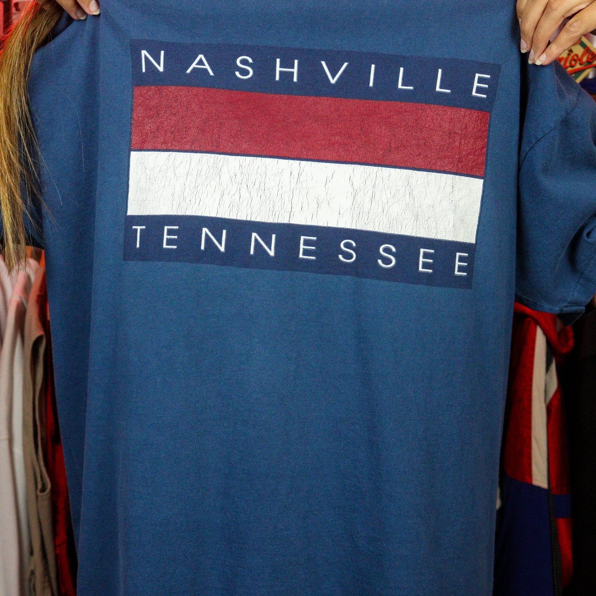 Nashville Tennessee Graphic T-Shirt (XL)