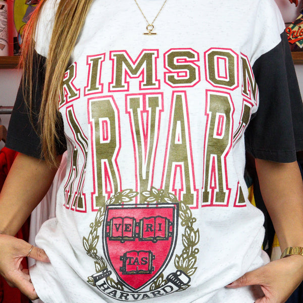 Vintage Harvard University Graphic T-Shirt (L)